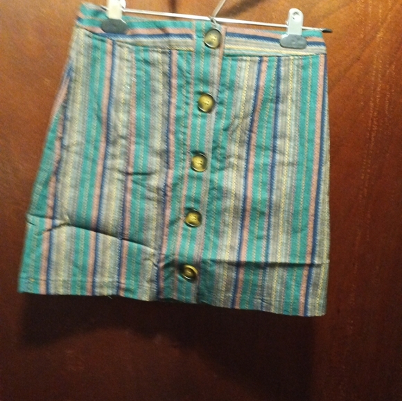 After Market Dresses & Skirts - After Market Preppy Linen/Cotton Blend Skirt NWT Size Small Button Front